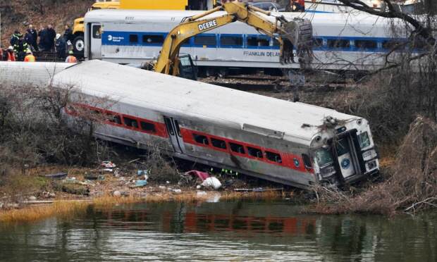 new york deadly train crash