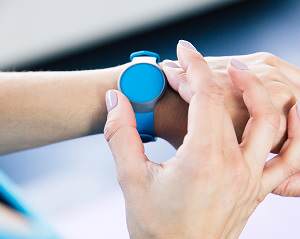 electronic tracker
